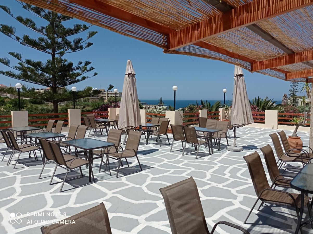 Alexandros Aparthotel Kalamaki