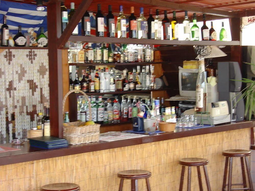 Alexandros Aparthotel Kalamaki