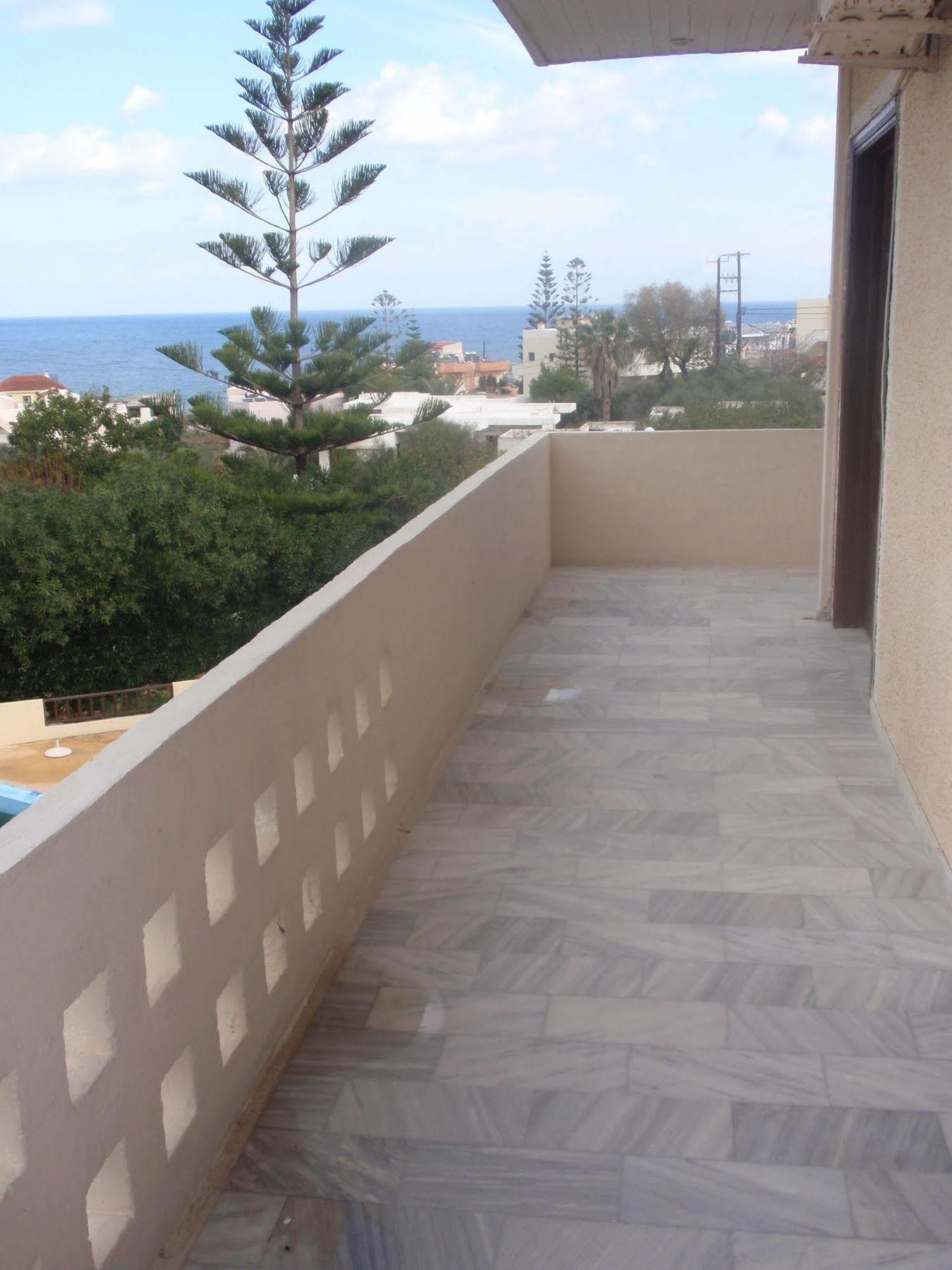 Apartahotel Alexandros 3*